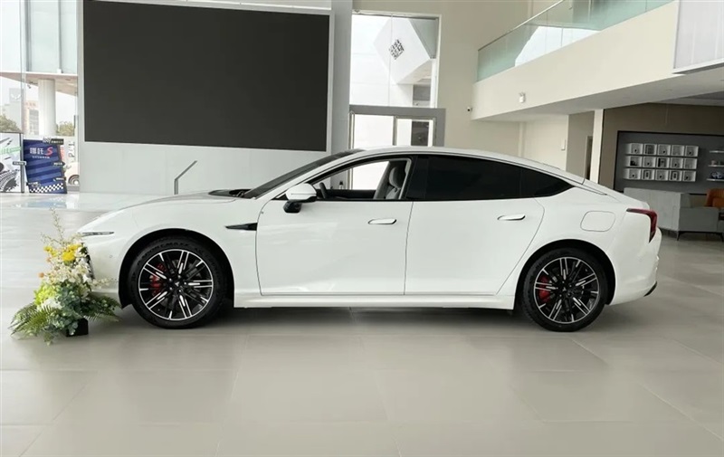 【远通新能源探店第1期】星吉哪吒用户中心!#10226